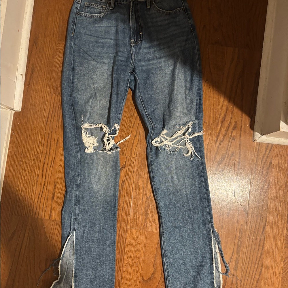 Stylish Distressed Blue Women's Skinny Jeans